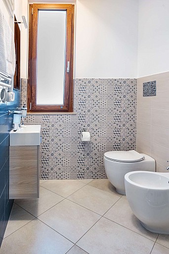 Bagno con box doccia - Casa vacanze Chiàppiri