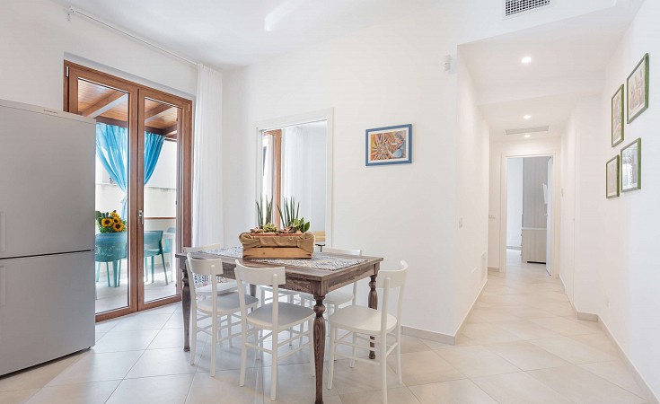 Cucina con patio - Casa vacanze Gessuminu